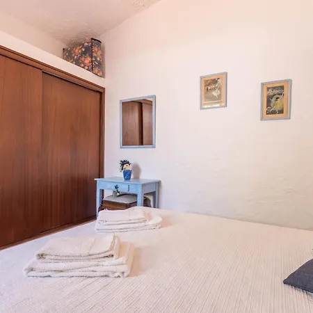 Morena Villa *